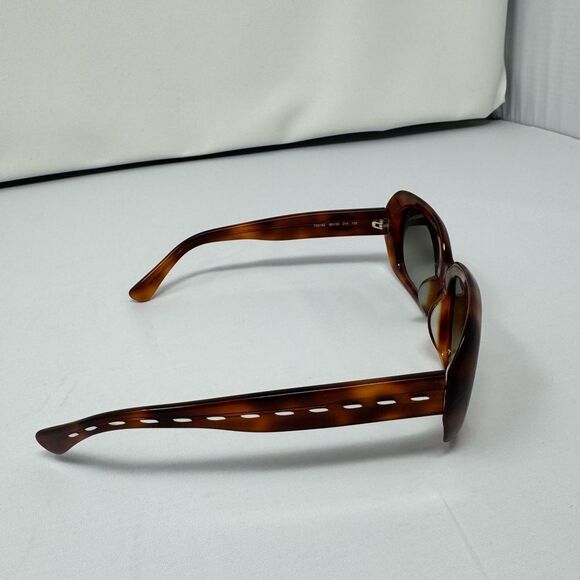 Fendi FS 5182 Sunglasses in light Havana 214 main image 8